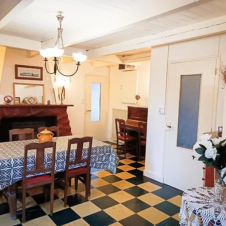 בית נופש Le Gindreau Grézels